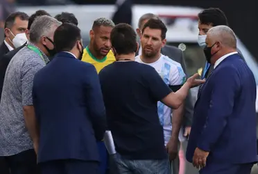 La televisión brasileña compartió las imágenes del momento antes de que se interrumpiera el enfrentamiento. 