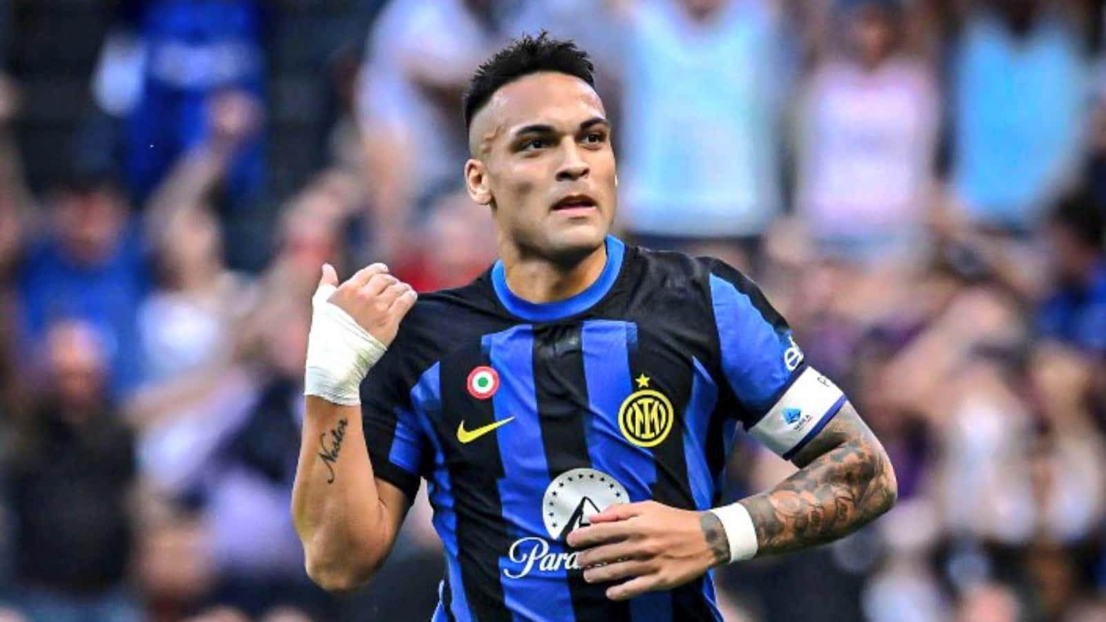 Lautaro Martínez vistiendo la camiseta de Inter de Milán.