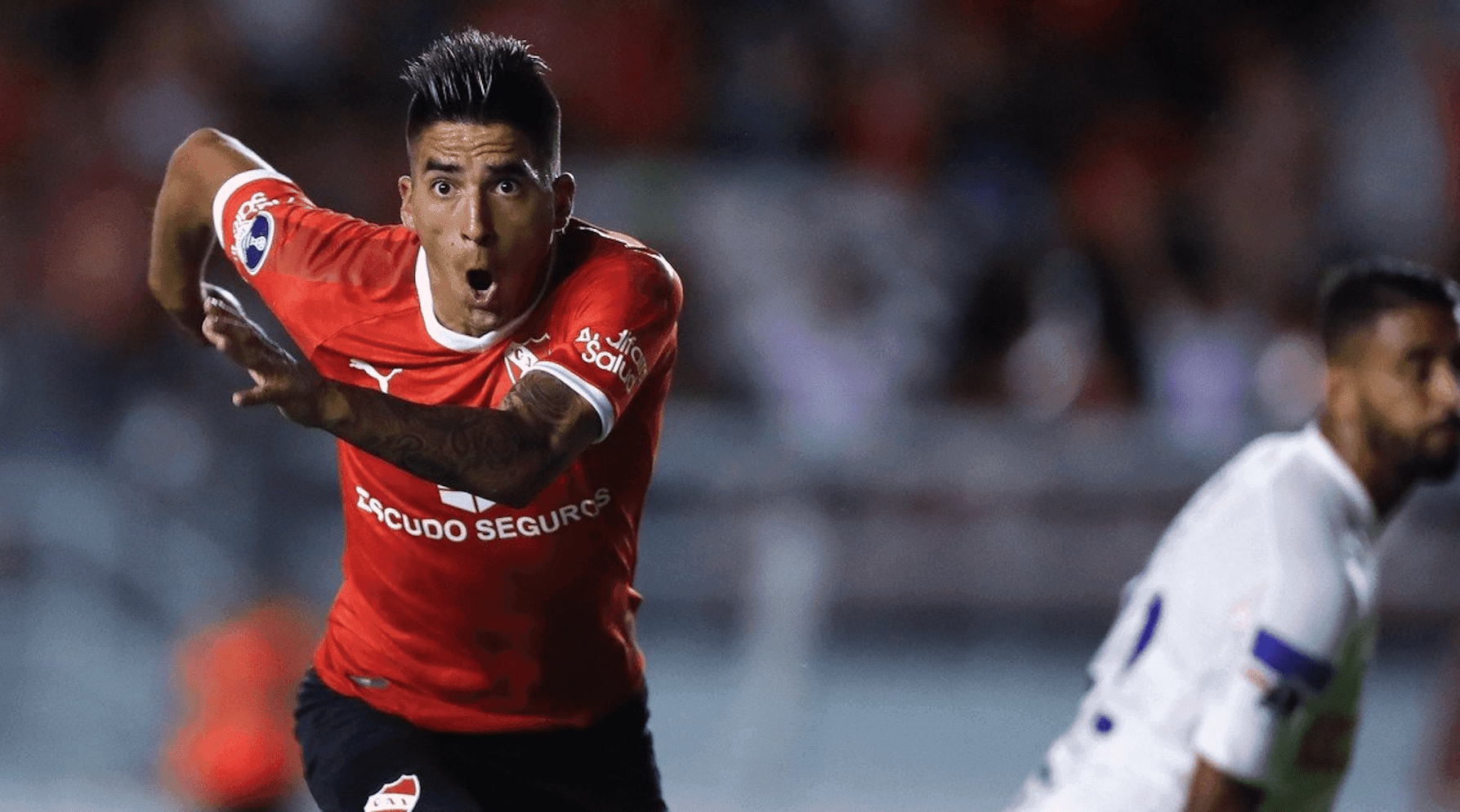 Leandro Miguel Fernández no llegó a un acuerdo para su renovación con Club Atlético Independiente y decidió fichar por un club con un entrenador que conoce muy bien a Racing Club de Avellaneda.