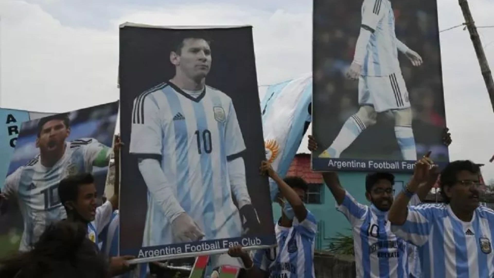Leo cumple 35 años y en un país alejado de la Argentina no se han olvidado.