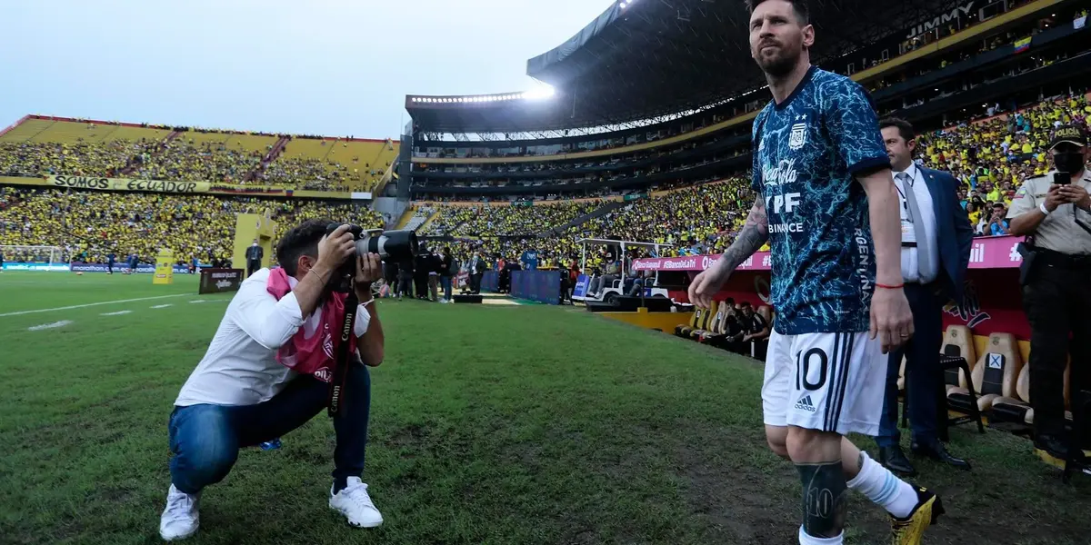 Leo fue recibido de la mejor manera por el público en Guayaquil, en la última fecha de las Eliminatorias Sudamericanas. 