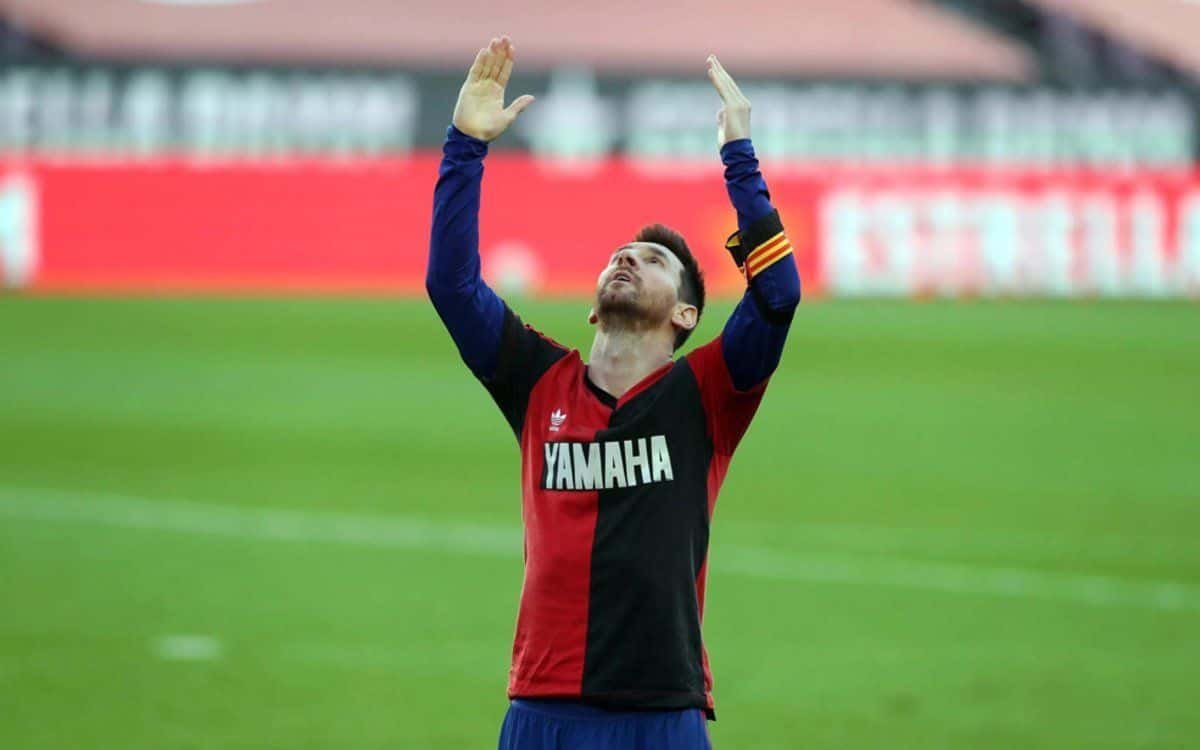 Leo fue saludado en su cumpleaños número 35 de una manera muy particular por Newell's.