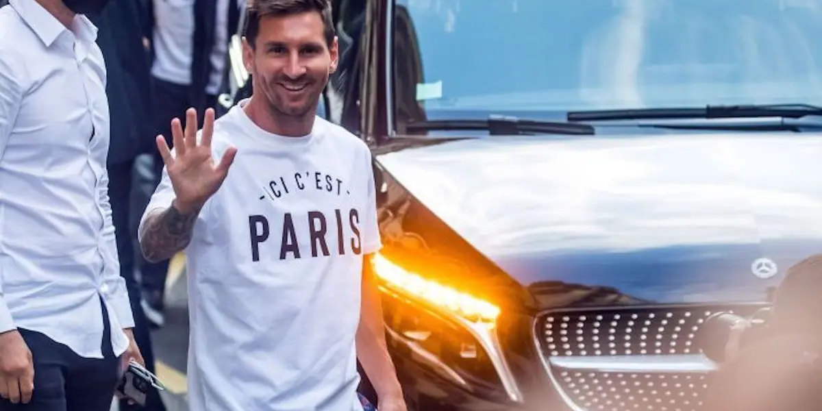 Leo llegó a Francia hace menos de un año y varios de sus autos lo acompañaron desde Barcelona.