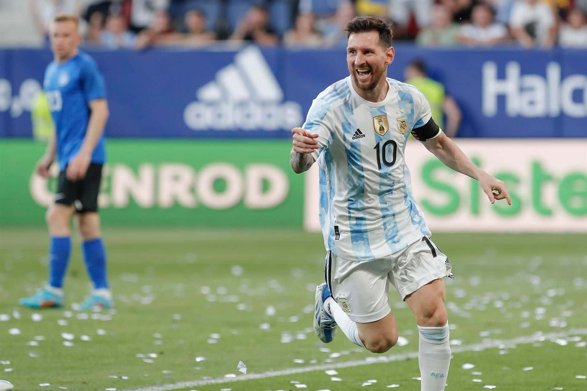 Leo marcó cinco goles en el triunfo 5 a 0 de la Selección Argentina ante Estonia en amistoso internacional preparativo para Qatar 2022.