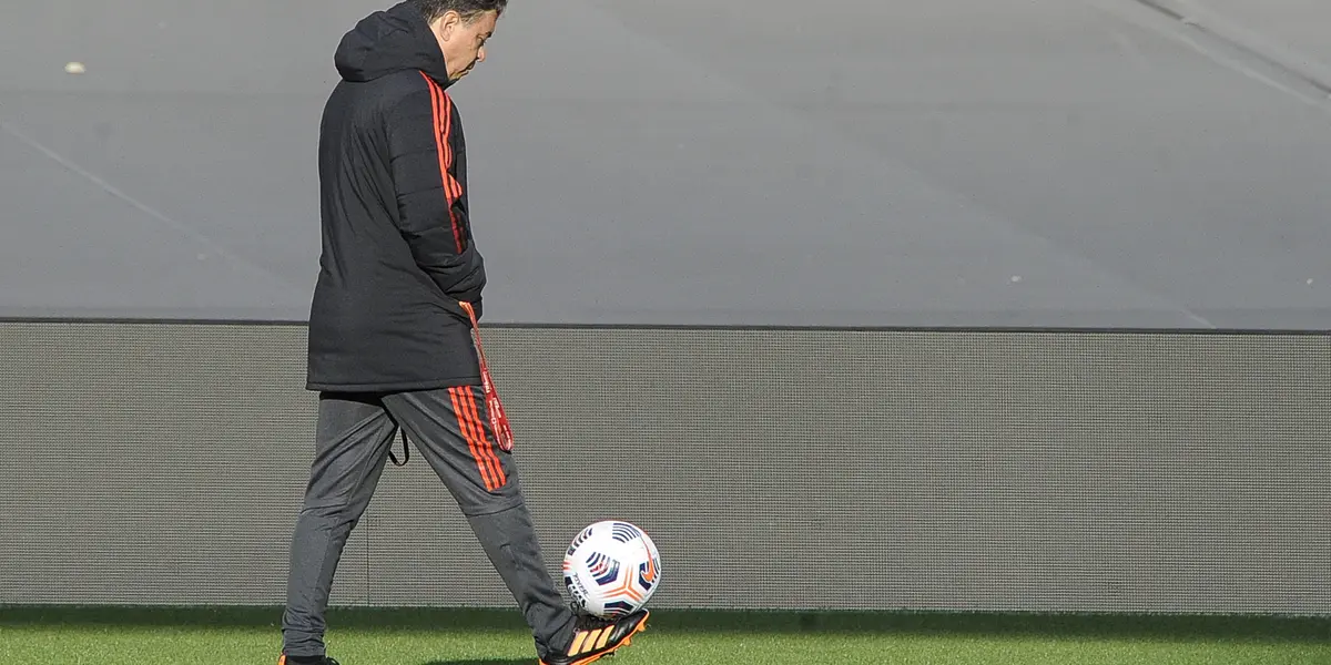 Leonardo Ponzio recibió el alta y mirá cuándo podría volver a las canchas. Cuántos partidos le quedan antes del retiro.