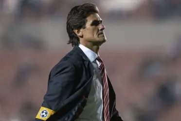 Leonel Rocco, denunciado por violencia, presentó la renuncia al cargo de entrenador de Defensor Sporting.