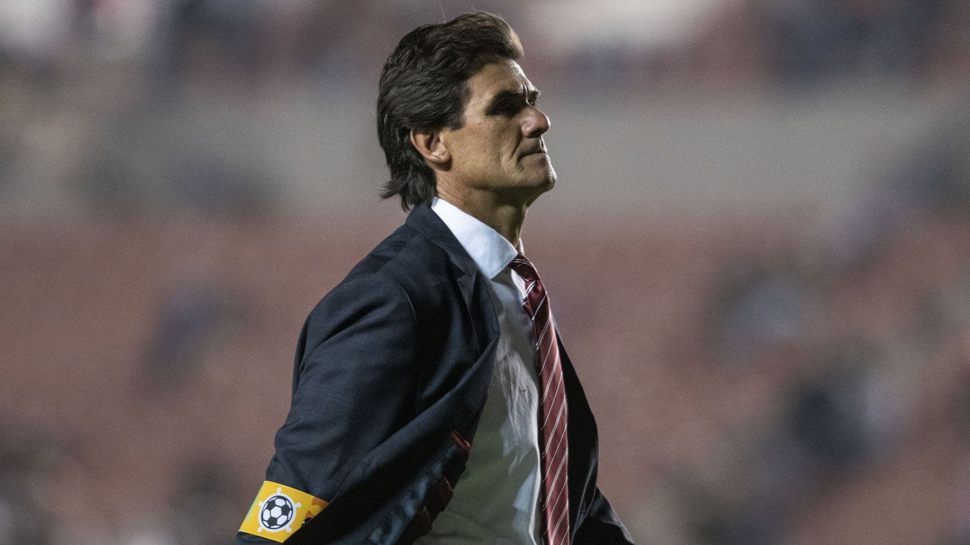 Leonel Rocco, denunciado por violencia, presentó la renuncia al cargo de entrenador de Defensor Sporting.