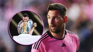 Lionel Messi besando la Copa del Mundo tras consagrarse campeón en Qatar 2022.