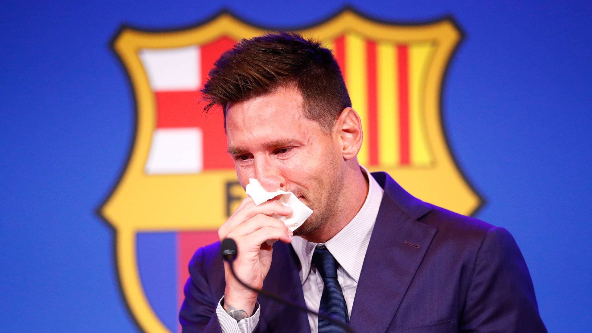 Lionel Messi definitivamente cerró su etapa en el Barcelona el pasado domingo ocho de agosto en una emotiva conferencia de prensa donde no pudo evitar las lágrimas y se emocionó frente a sus ex compañeros y a su familia ¿Cuáles fueron las frases más llamativas? Enterate de toda la información acá.