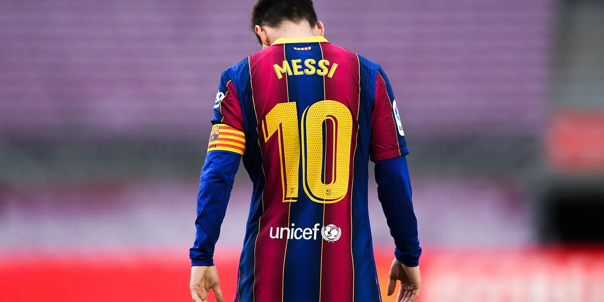 Lionel Messi dejó de ser jugador del Barcelona y pasó a ser parte del plantel del Paris Saint-Germain. Debido a esto la número 10 quedó vacante en el conjunto catalán y el club quiere que ante la ausencia del rosarino nadie lleve ese dorsal ¿Se retira la remera? ¿Quién la usará? Toda la información acá.