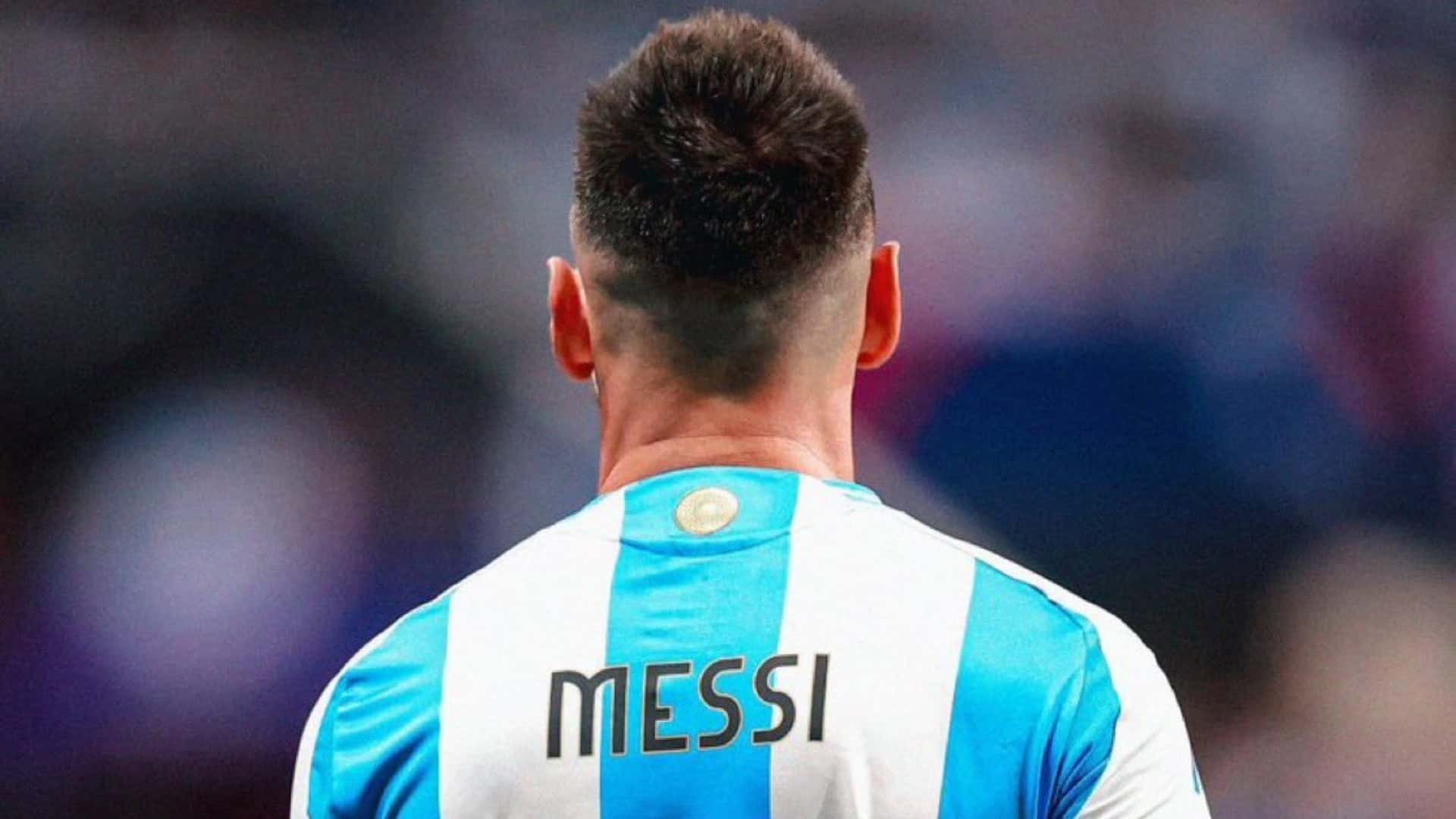 Lionel Messi jugando en Argentina