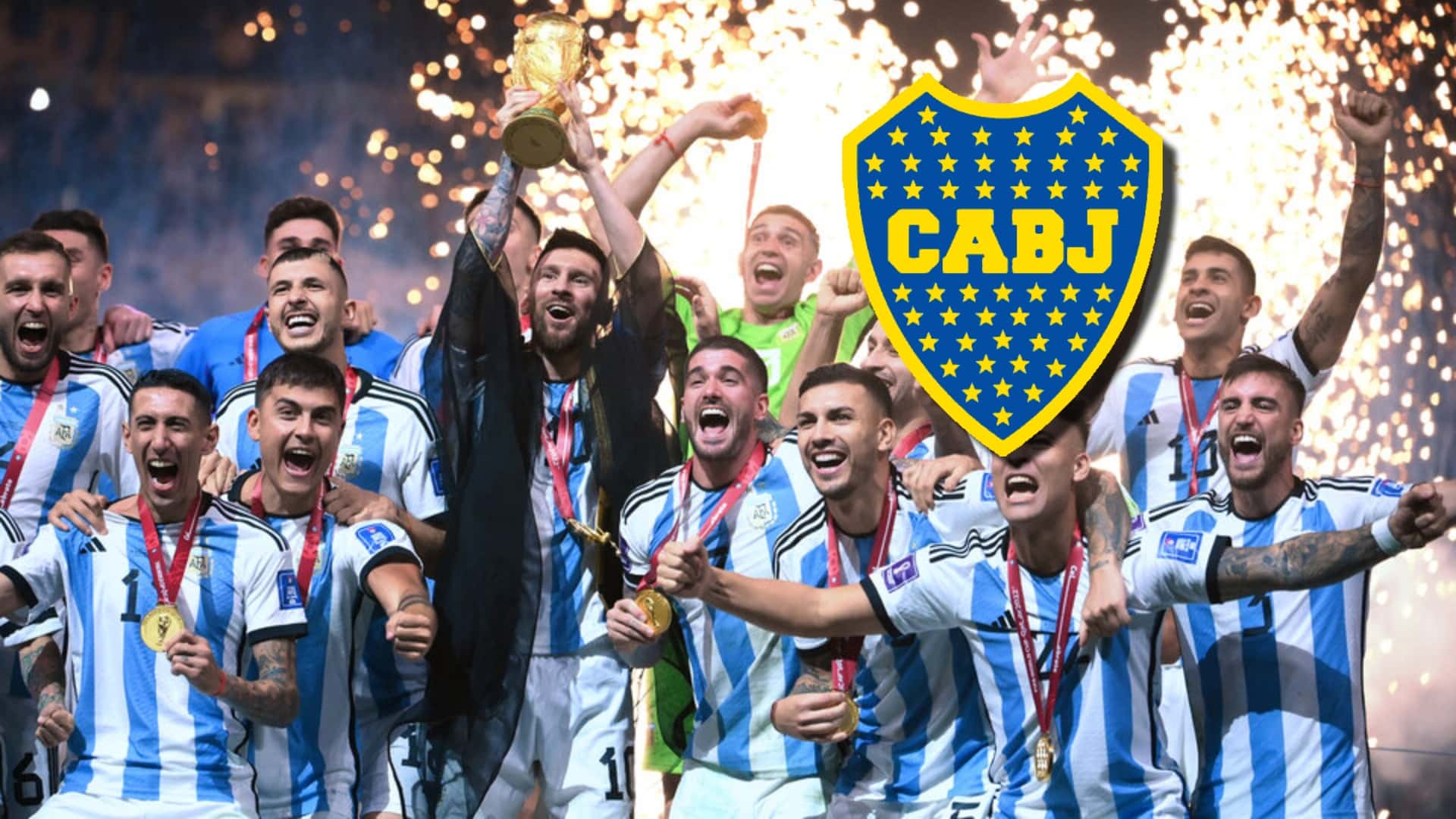 Lionel Messi levanta la Copa del Mundo.
