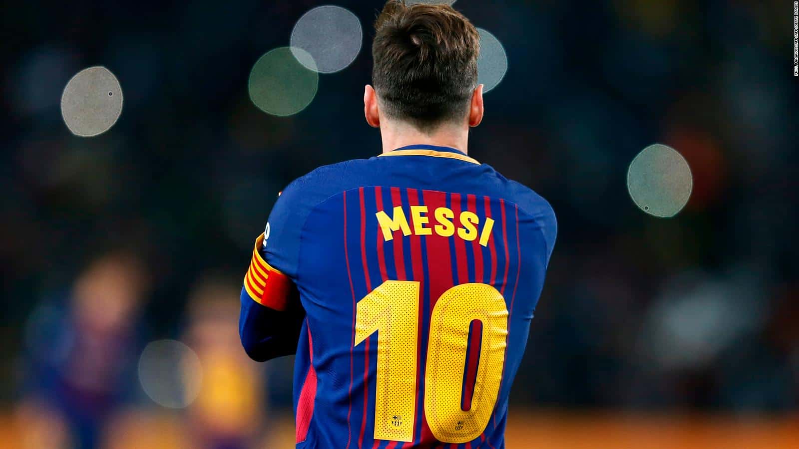 Lionel Messi no seguirá vistiendo los colores del Barcelona en la próxima temporada y desde la institución ya están pensando quien puede reemplazar la número 10, no será para nada fácil por la magnitud de ese dorsal que tiene una gran cantidad de goles, títulos y asistencias ¿Quién la debe usar? ¿Por qué la Liga no puede retirarla? Enterate de todas las novedades acá.