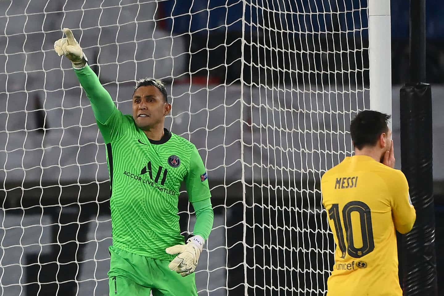Lionel Messi se prepara para su probable debut este domingo 29 de agosto ante el Reims, y mientras tanto, el arquero ex Real Madrid, Keylor Navas, lo llena de elogios por su humildad y por cómo se desempeña en los entrenamientos ¿Cuáles fueron las palabras del costarricense? Enterate de toda la información acá.