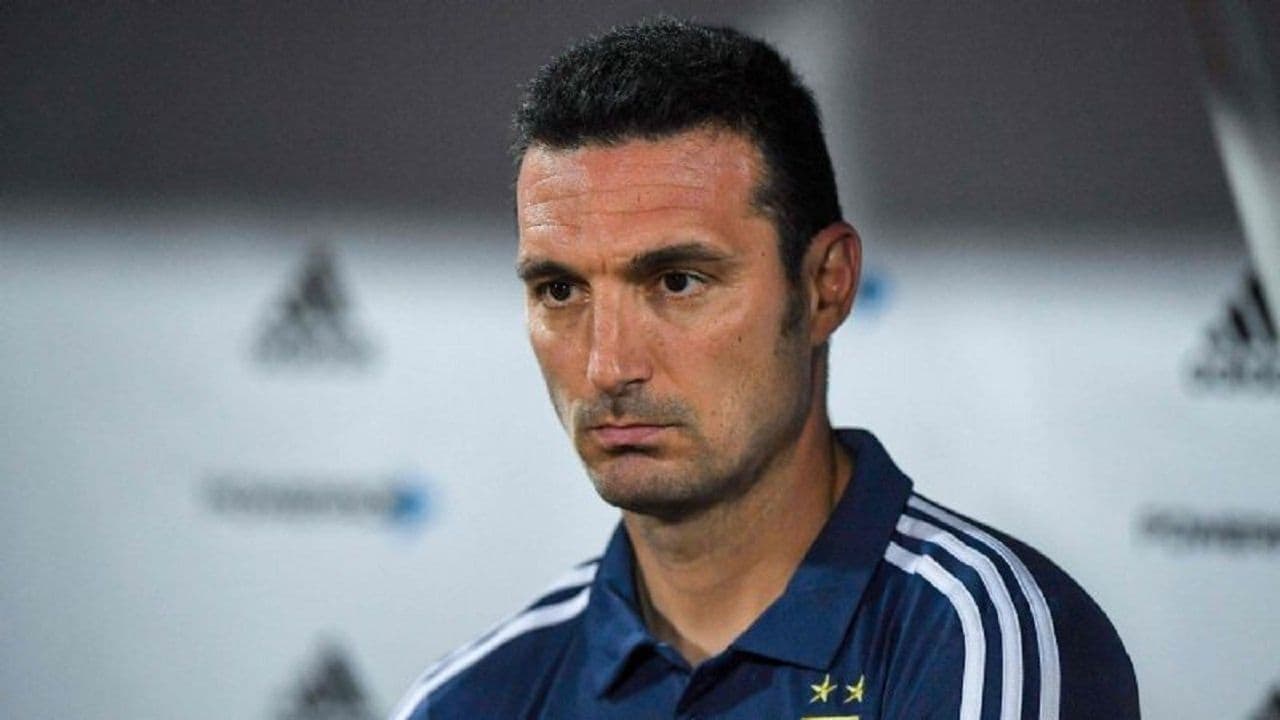 Lionel Scaloni acaba de tomar una decisión sorprendente que todo el mundo ha cuestionado.