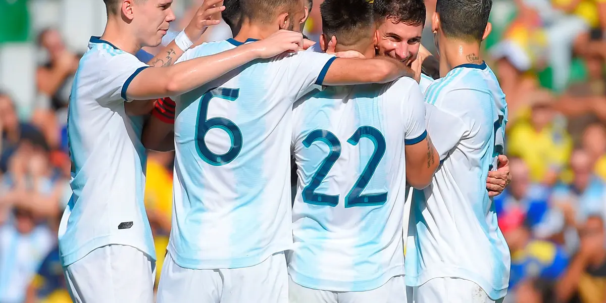 Lionel Scaloni definió los 28 futbolistas que participarán del certamen, con una modificación respecto a la lista que publicó Conmebol.