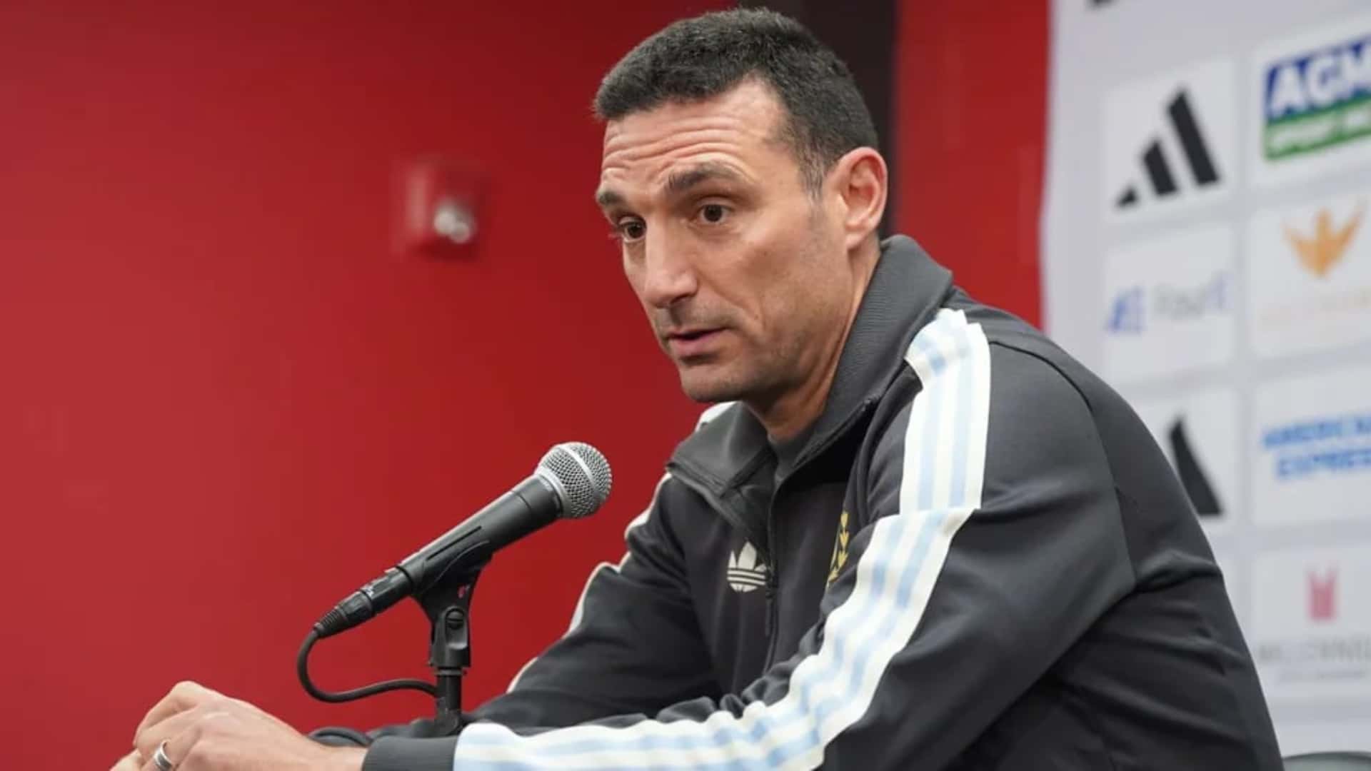 Lionel Scaloni en conferencia de prensa (2024).