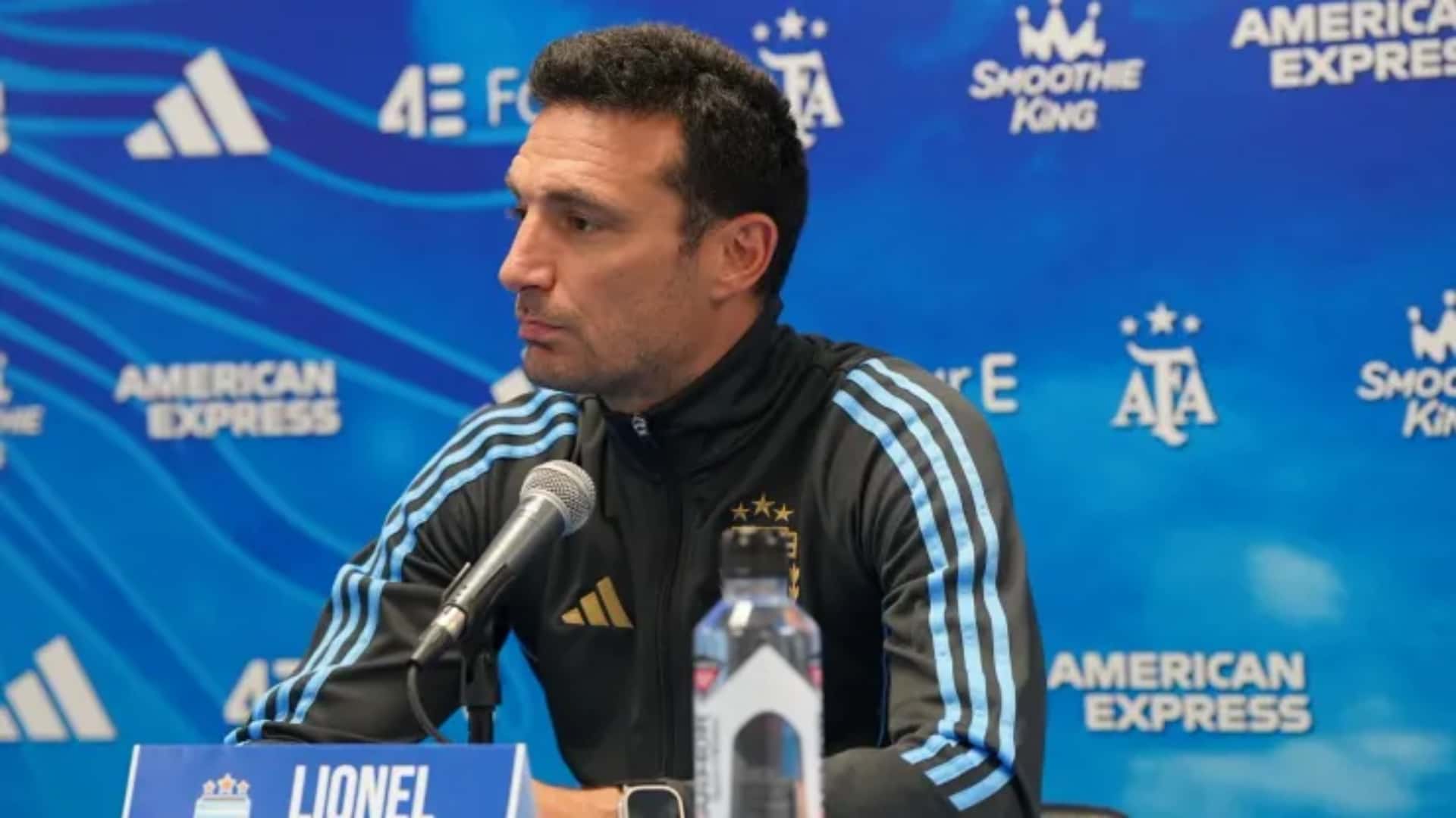 Lionel Scaloni en conferencia de prensa post partido vs Ecuador.