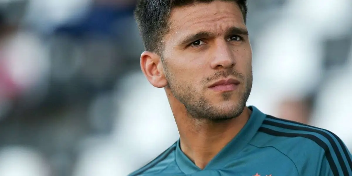 Lisandro Magallán salió hace años desde Club Atlético Boca Juniors como un defensa prometedor, y hoy, lo anuncia un equipo europeo recién ascendido.