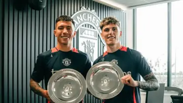 Lisandro Martínez y Alejandro Garnacho,Manchester United