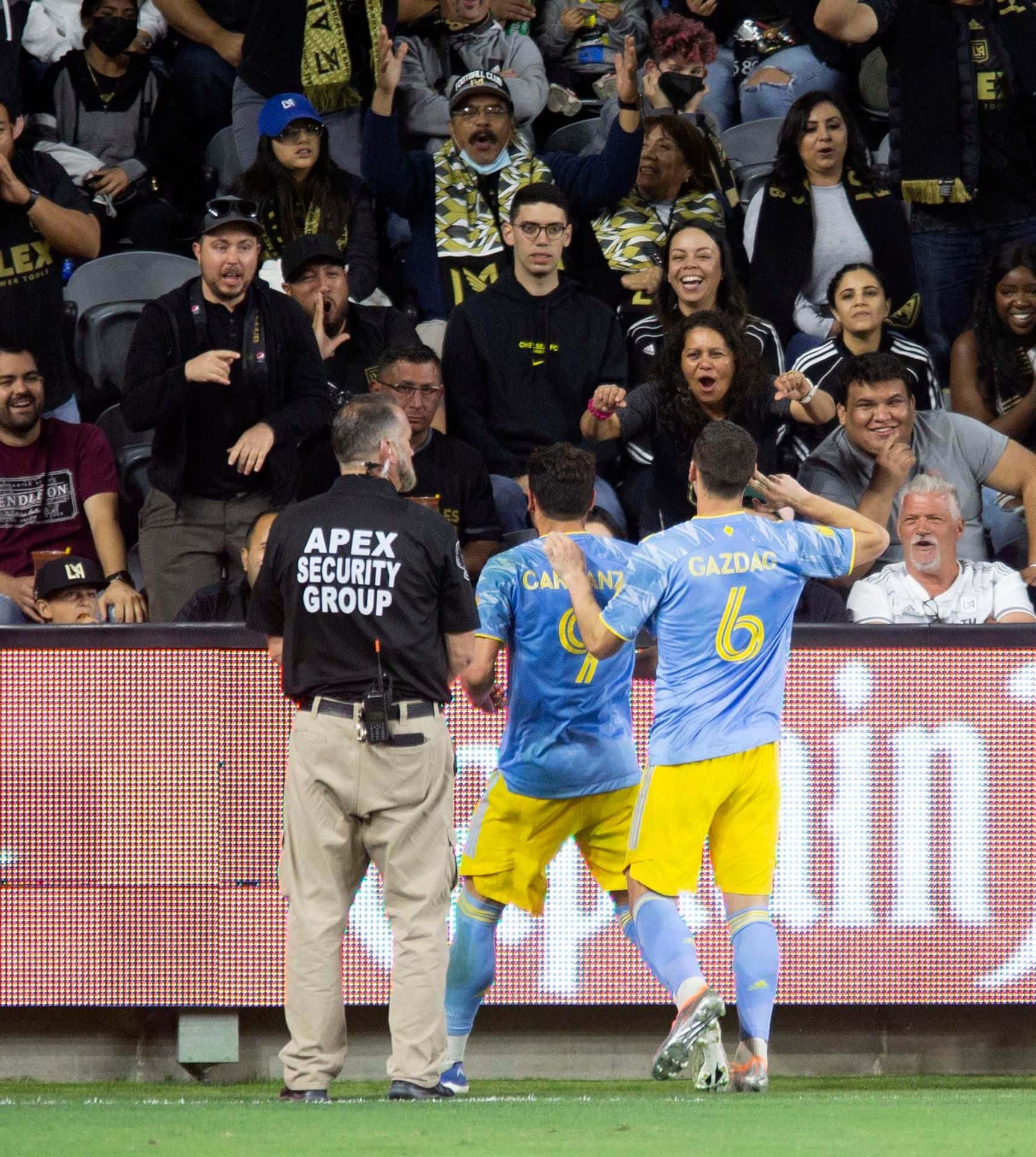 Los argentinos marcaron en el empate entre Los Angeles FC y Philadelphia Union, líderes en su conferencia.