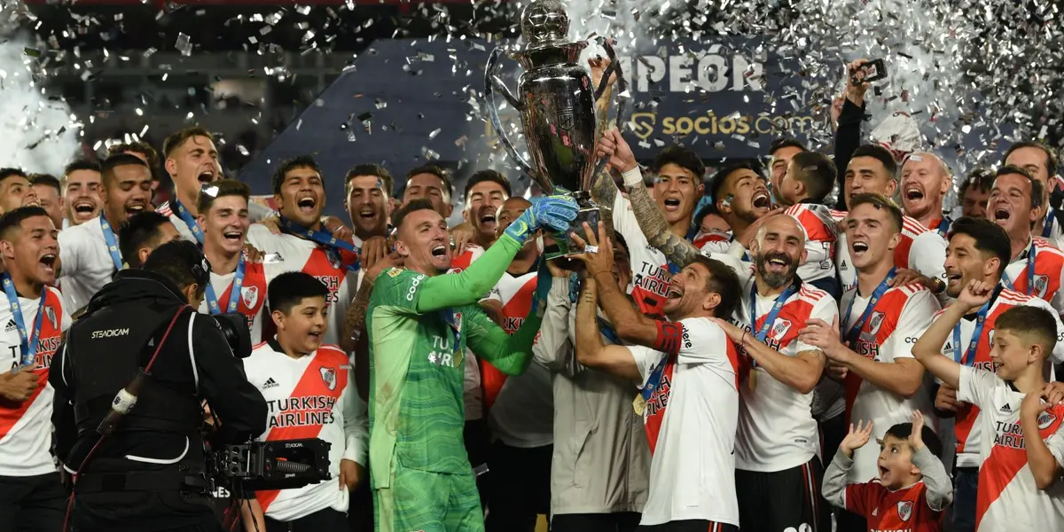 Los futbolistas Millonarios disfrutan del receso en los más variados destinos turísticos.