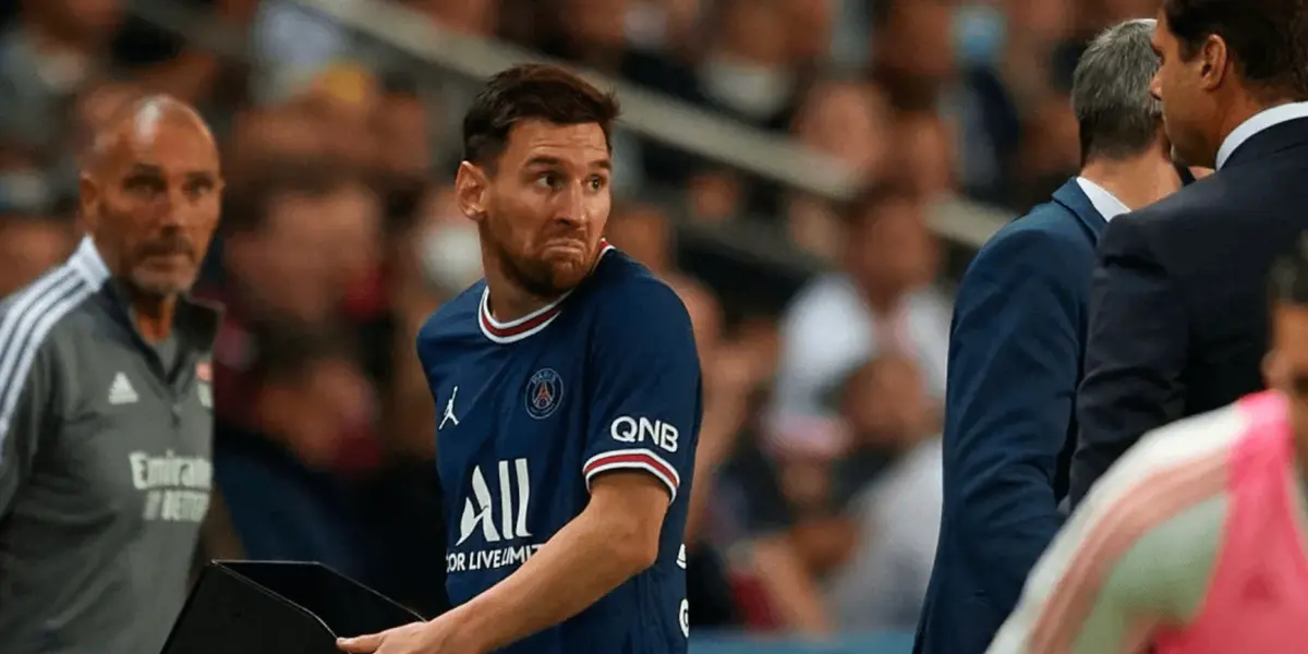 Los hinchas más radicales del cuadro parisino no tuvieron piedad tras la derrota contra Rennes