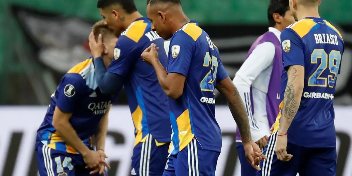 Los jugadores del Xeneize manifestaron su enojo tras la eliminación en octavos de final del certamen.