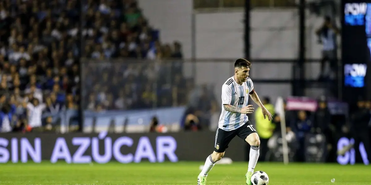 Los miembros de La Bombonera preparan una sorpresa para hacer sentir lo mejor posible a la Selección de Fútbol de Argentina.