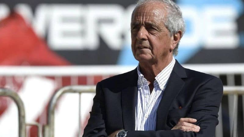 Los únicos culpables de la humillante derrota no solo están en la cancha, sino también afuera de ella.