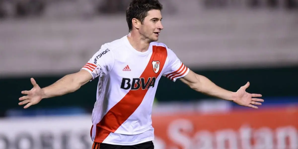 Lucas Alario posó con la nueva camiseta del Club Atlético River Plate, y los hinchas ante esta fotografía pidieron a gritos su regreso, con el delantero teniendo una respuesta firme.