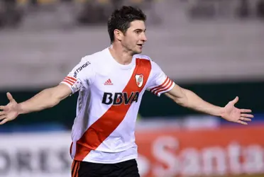 Lucas Alario posó con la nueva camiseta del Club Atlético River Plate, y los hinchas ante esta fotografía pidieron a gritos su regreso, con el delantero teniendo una respuesta firme.