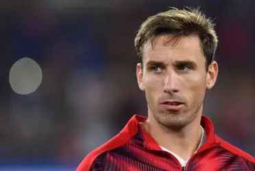 Lucas Biglia está horas de hacer oficial su traspaso al fútbol de Turquía, a pesar de haber tenido una oferta de Club Atlético Independiente.