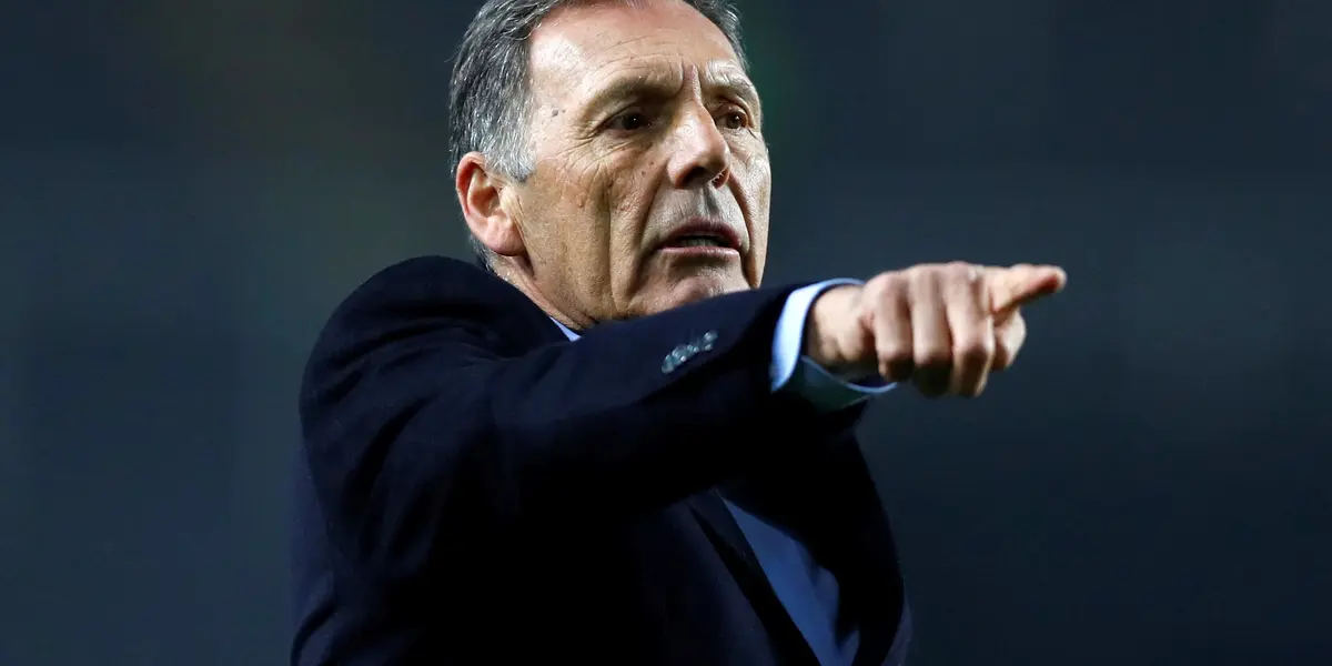 Luego de su salida del Xeneize, el entrenador podría ser el nuevo DT de Venezuela. Los detalles de la negociación.