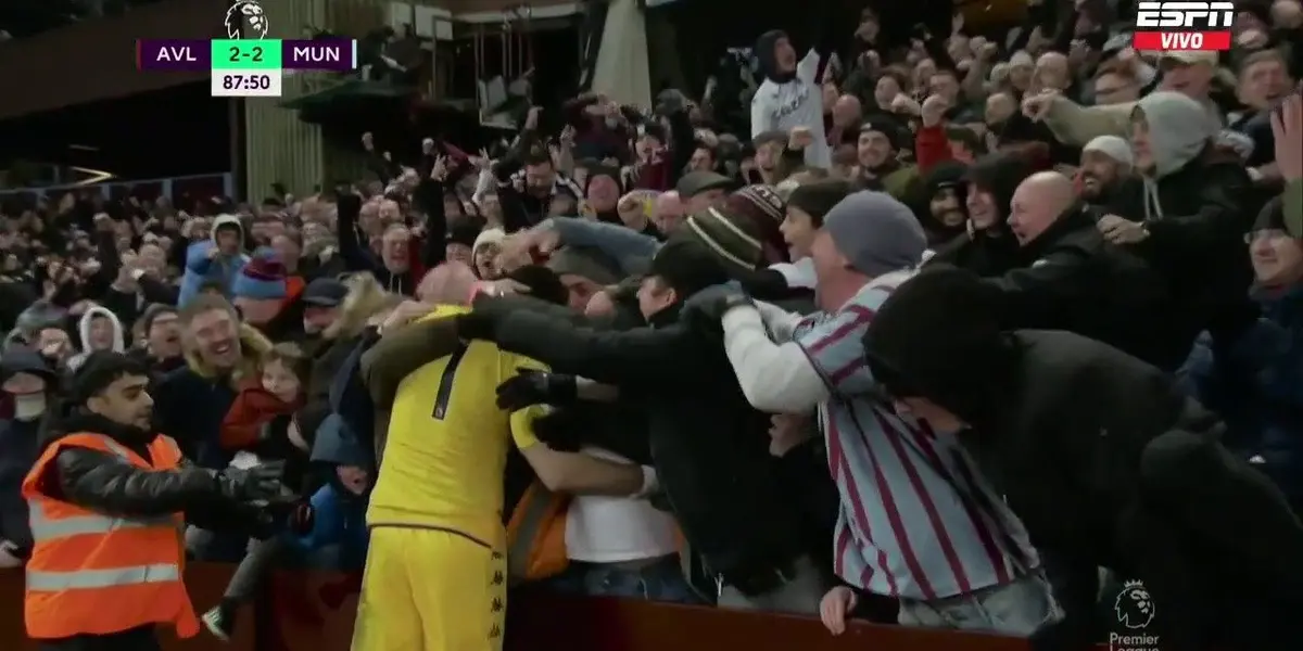 Luego de un grosero error del arquero argentino, Dibu festejó el empate 2 a 2 de su equipo, Aston Villa, ante el Manchester United.