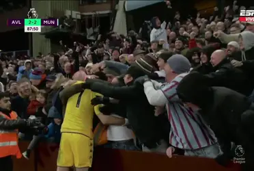 Luego de un grosero error del arquero argentino, Dibu festejó el empate 2 a 2 de su equipo, Aston Villa, ante el Manchester United.