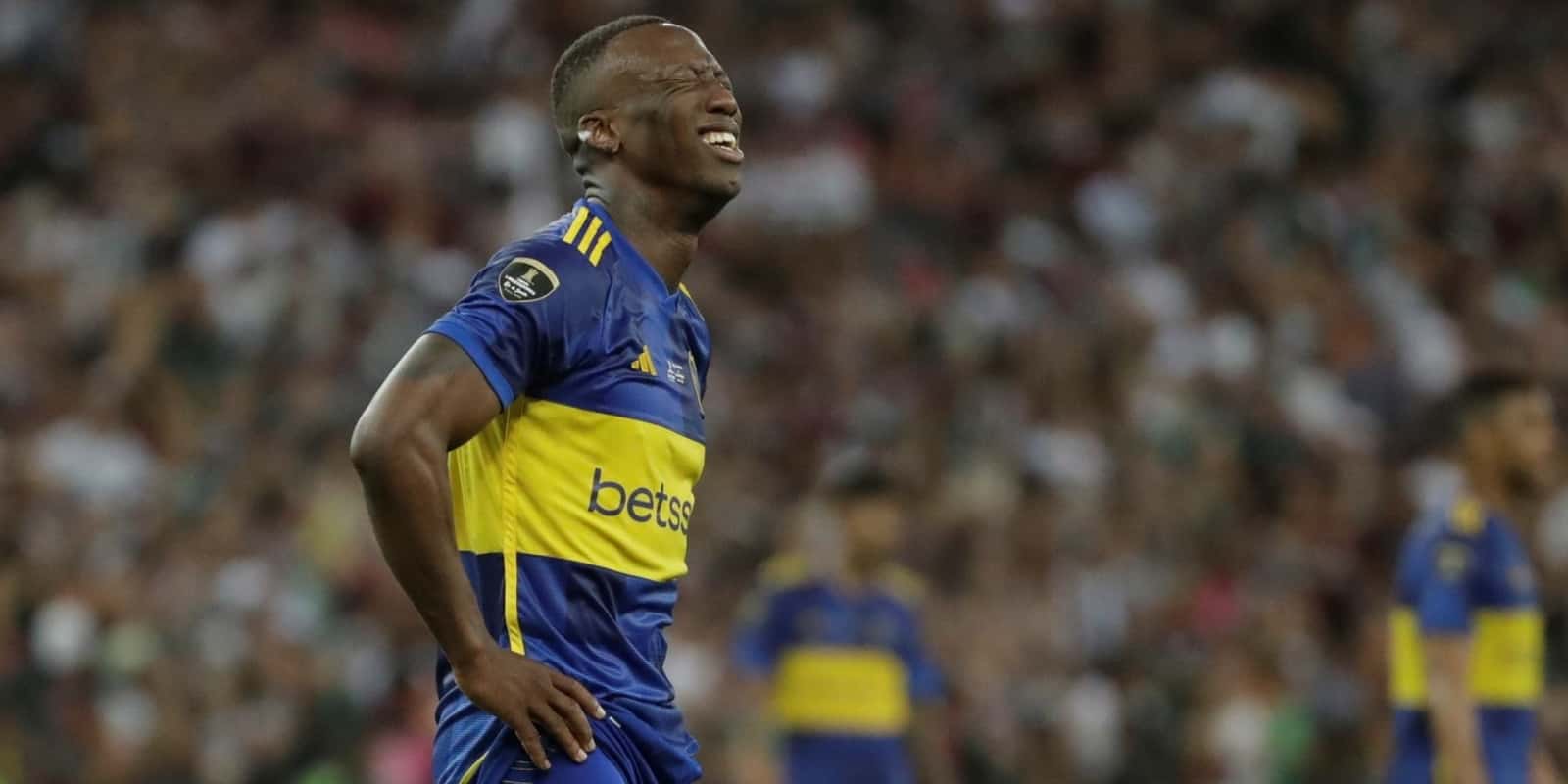 Luis Advíncula.