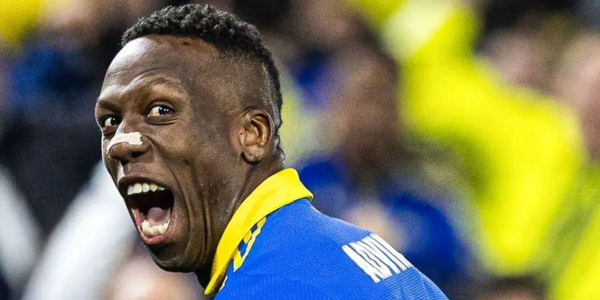 Luis Advíncula feliz en Boca