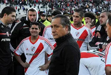 No lo quiere nadie: mandó a River Plate al descenso y ahora protagoniza un insólito escándalo en otro club de Primera c