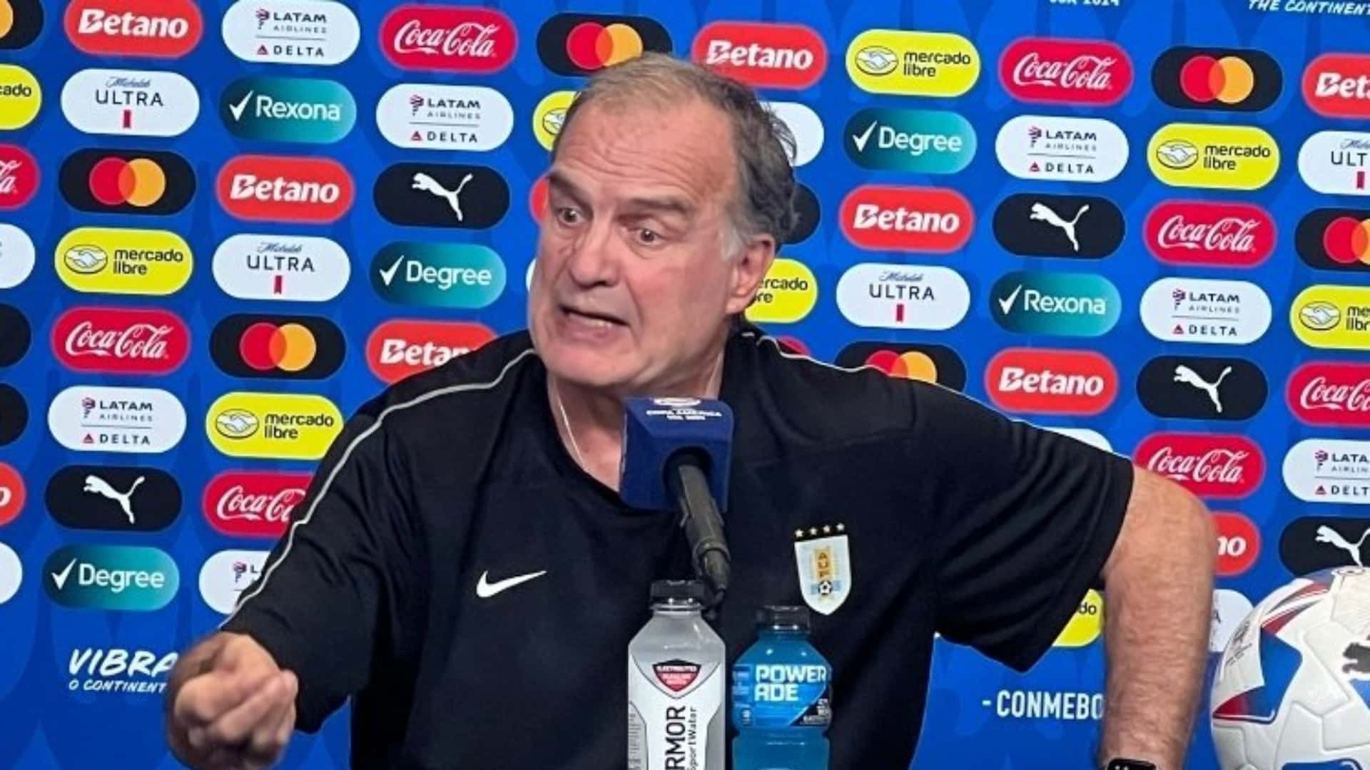 Marcelo Bielsa en conferencia de prensa