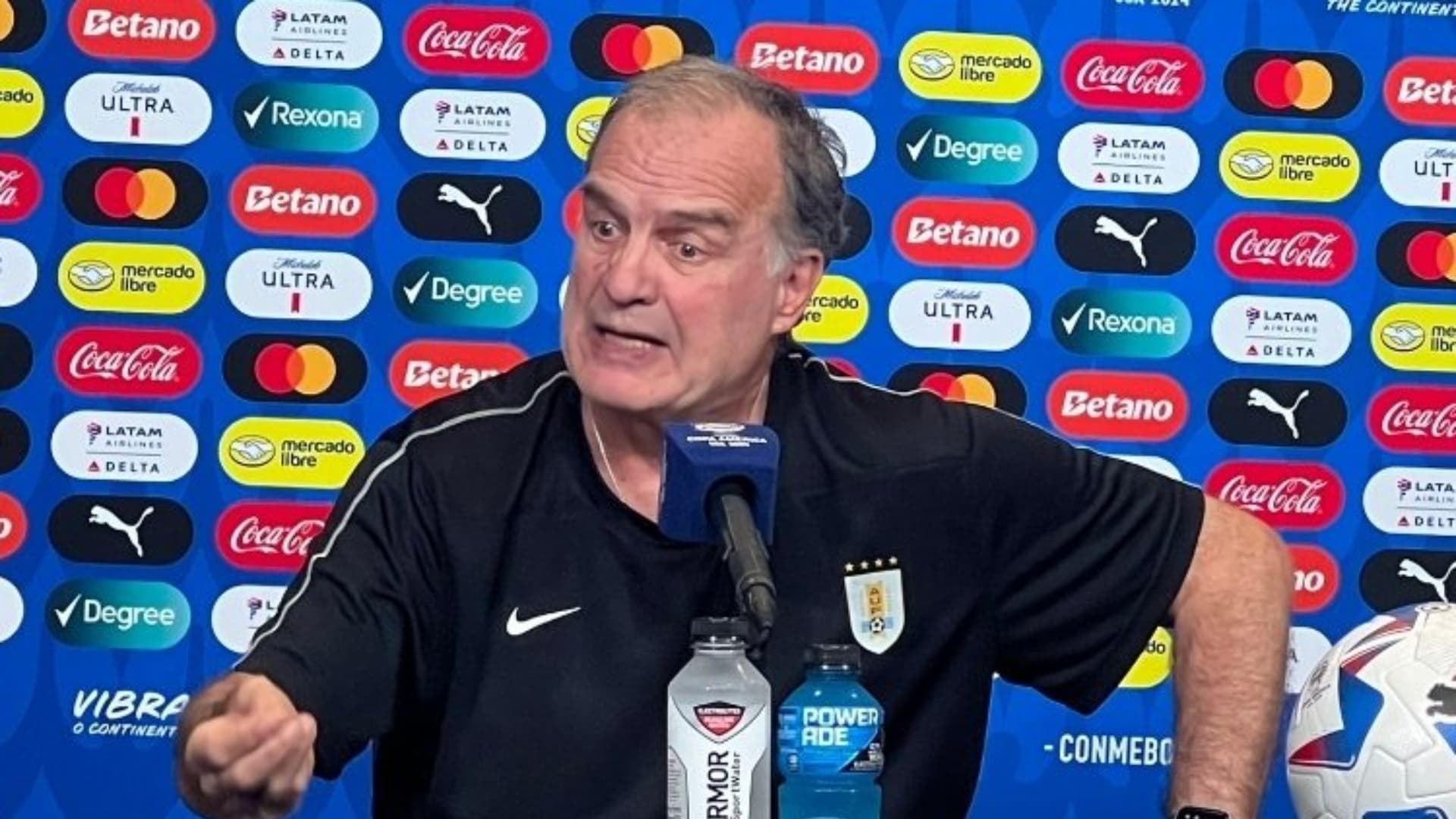 Marcelo Bielsa en conferencia de prensa