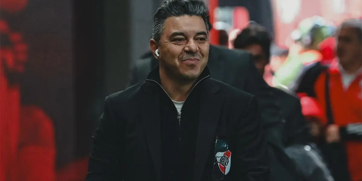 Marcelo Gallardo banco al jugador tras la victoria de River (La Nación)