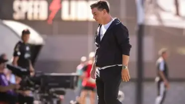 Marcelo Gallardo entrenador de River (Ole)