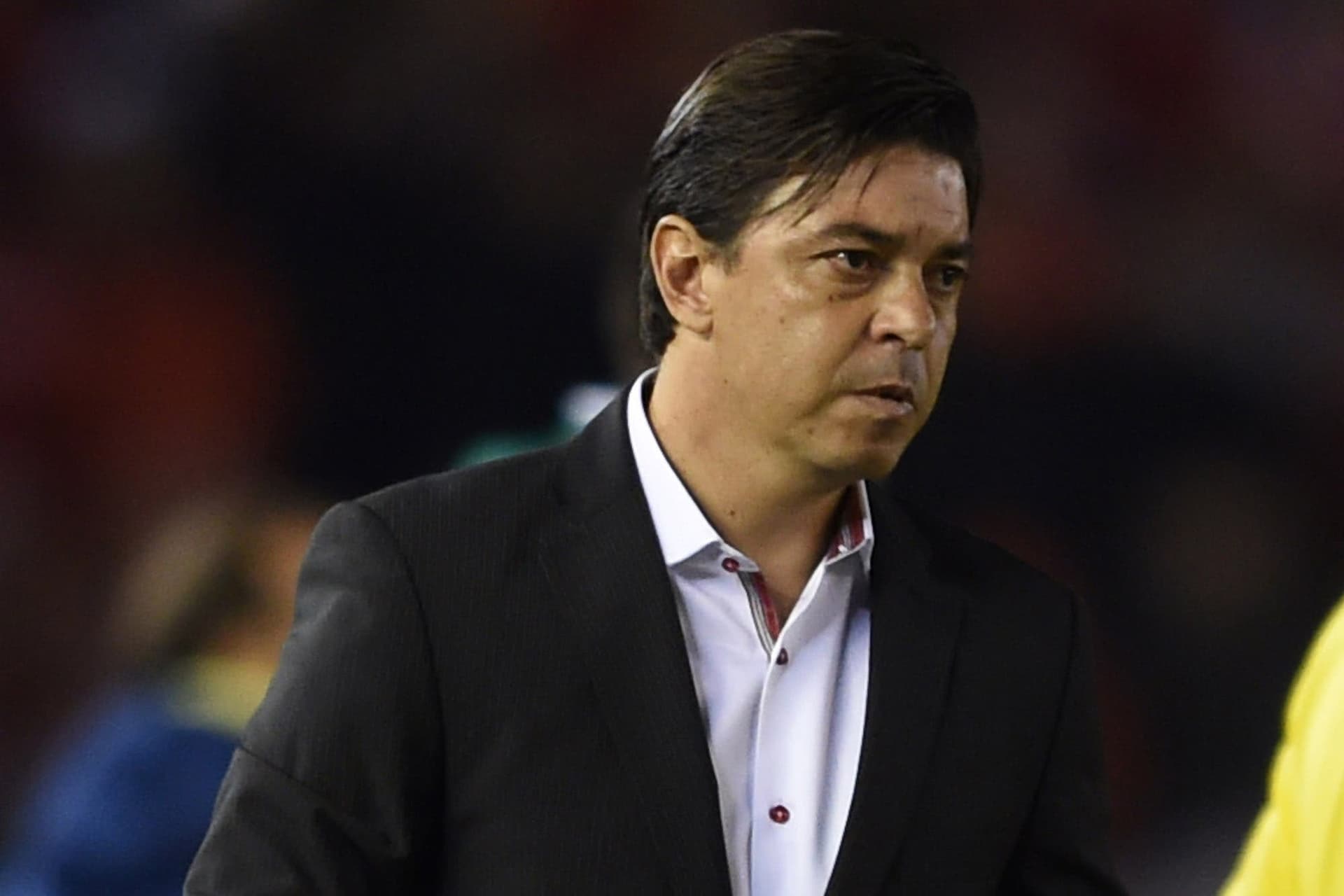 Marcelo Gallardo sufrió el pasado miércoles 18 de agosto la eliminación de River Plate de la Copa Libertadores ante Atlético Mineiro y ahora solamente le queda pelear la Liga Profesional, mientras tanto, su contrato finaliza en diciembre de este año ¿Se quedará el Muñeco en el Millonario? Toda la información acá.