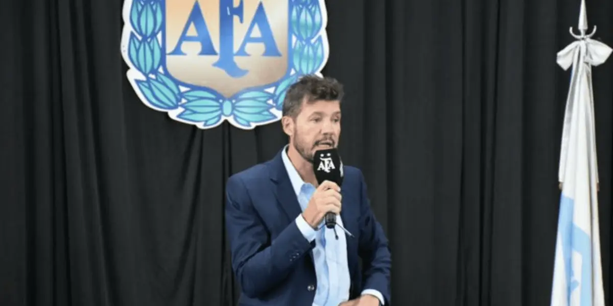 Marcelo Tinelli tuvo una inédita propuesta en medio del sorteo de la liga argentina de fútbol.