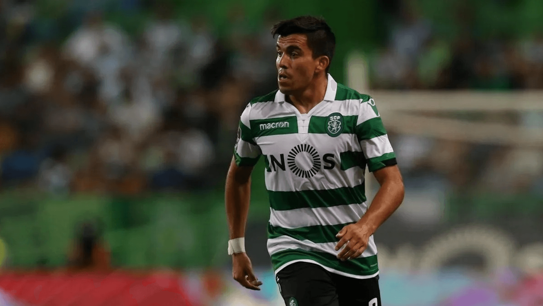 Marcos Acuña está cerca de salir a Sevilla Club de Fútbol, lo que provocaría que Sporting de Lisboa busque su remplazante en Club Atlético Boca Juniors.