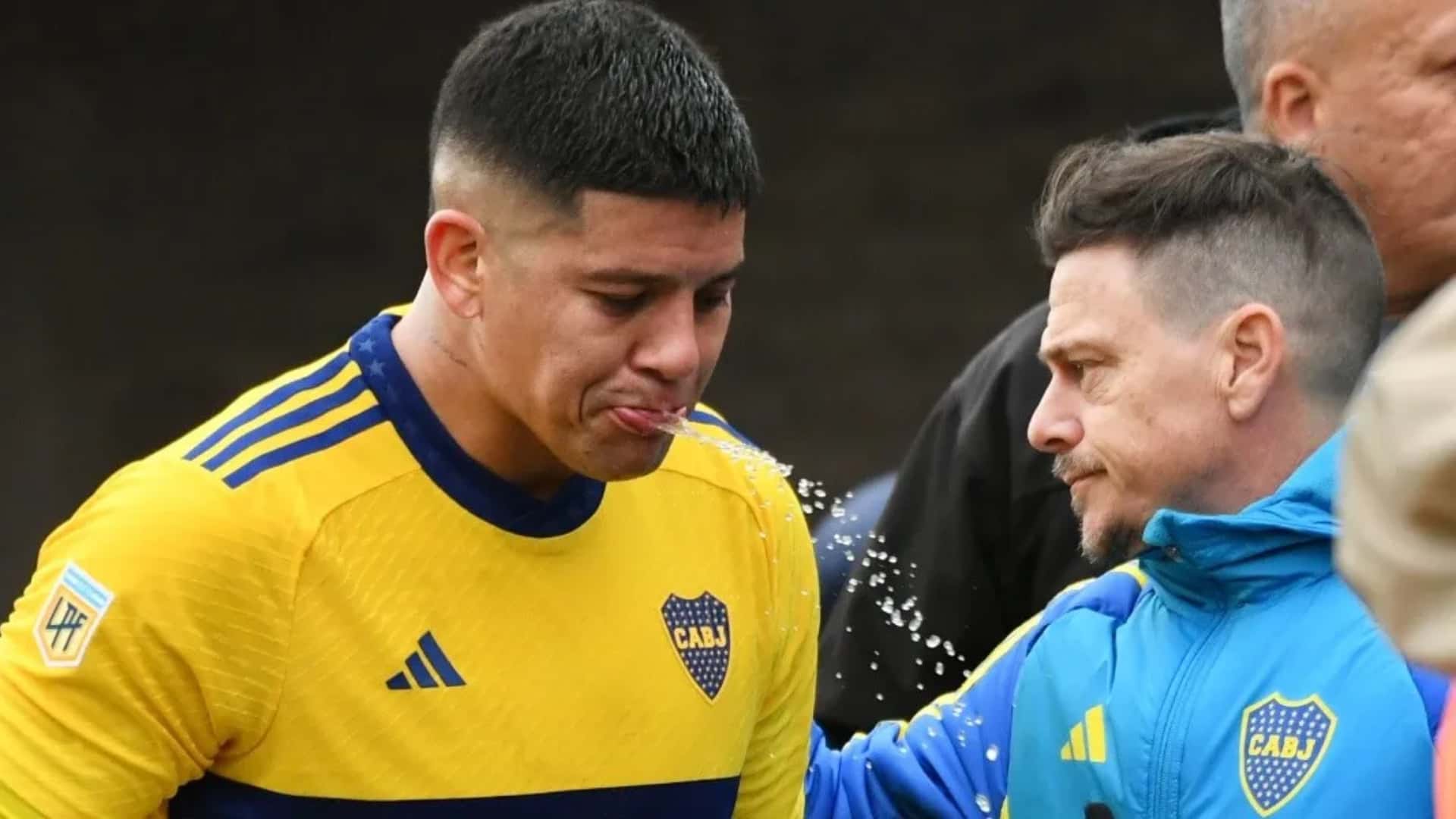 Marcos Rojo durante un partido de Boca.