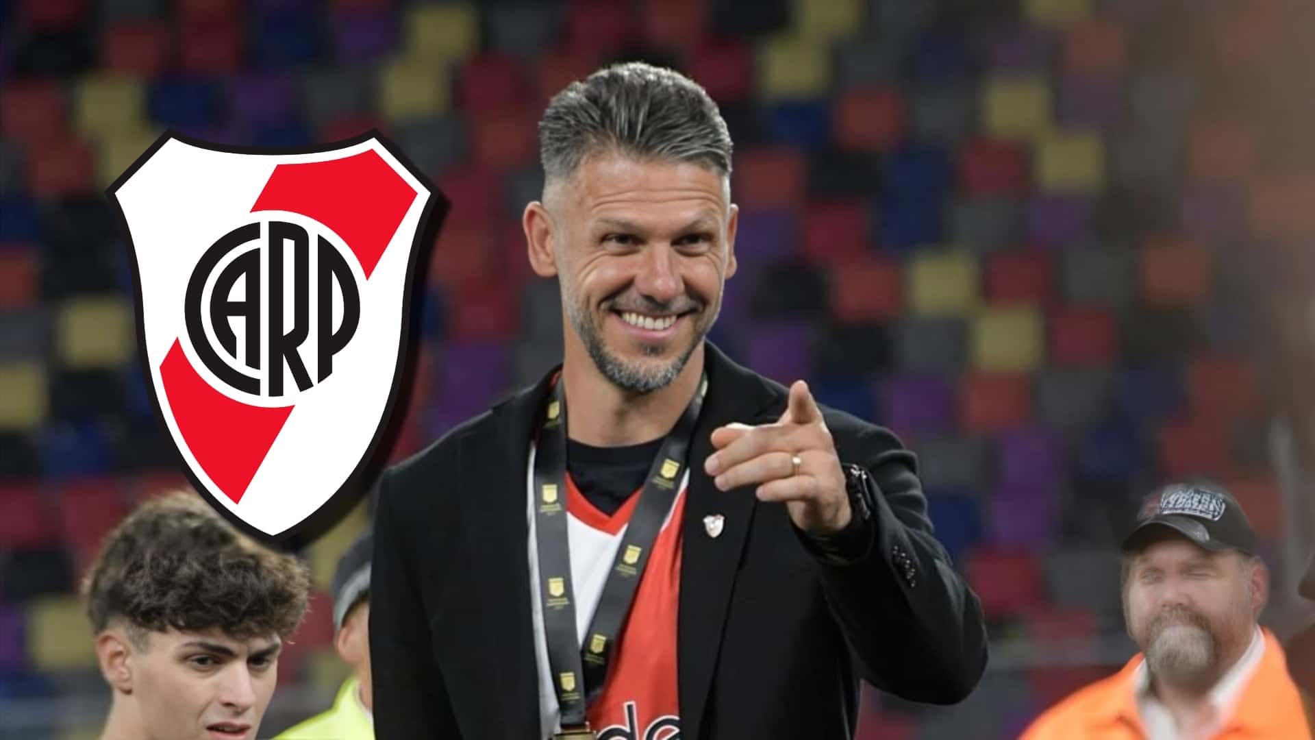 Martín Demichelis señala sonriendo.
