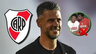 Martín Demichelis sonríe durante un partido.