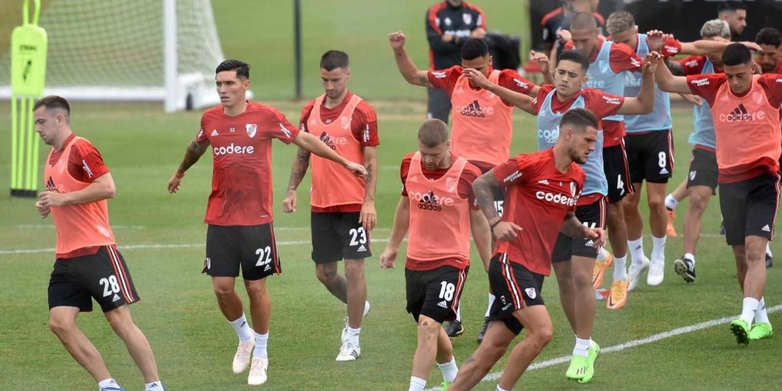 Martín Demichelis ya emprendió viaje rumbo a Miami con la delegación, y sorprende la ausencia de un jugador. Los detalles.